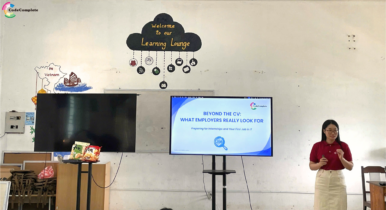 CodeComplete presentation at PNV College sharing insights on career readiness and employer expectations.