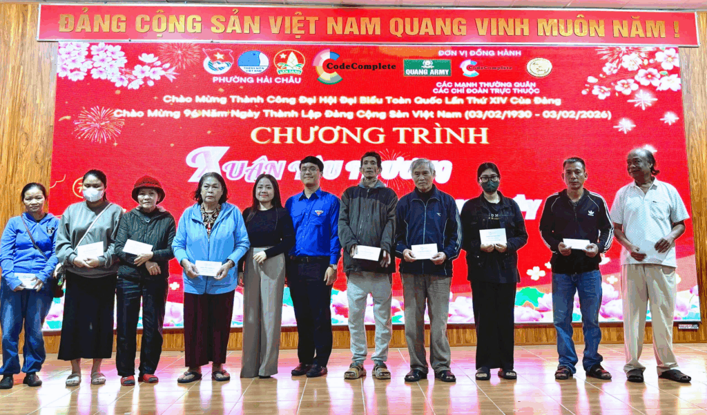 CSR Program Tet 2026: A Meaningful Way CodeComplete Spreads Love in Hai Chau Ward